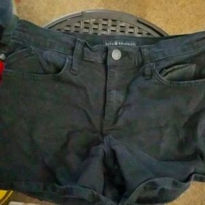 (RARE) Rock & republic Cute black shorts